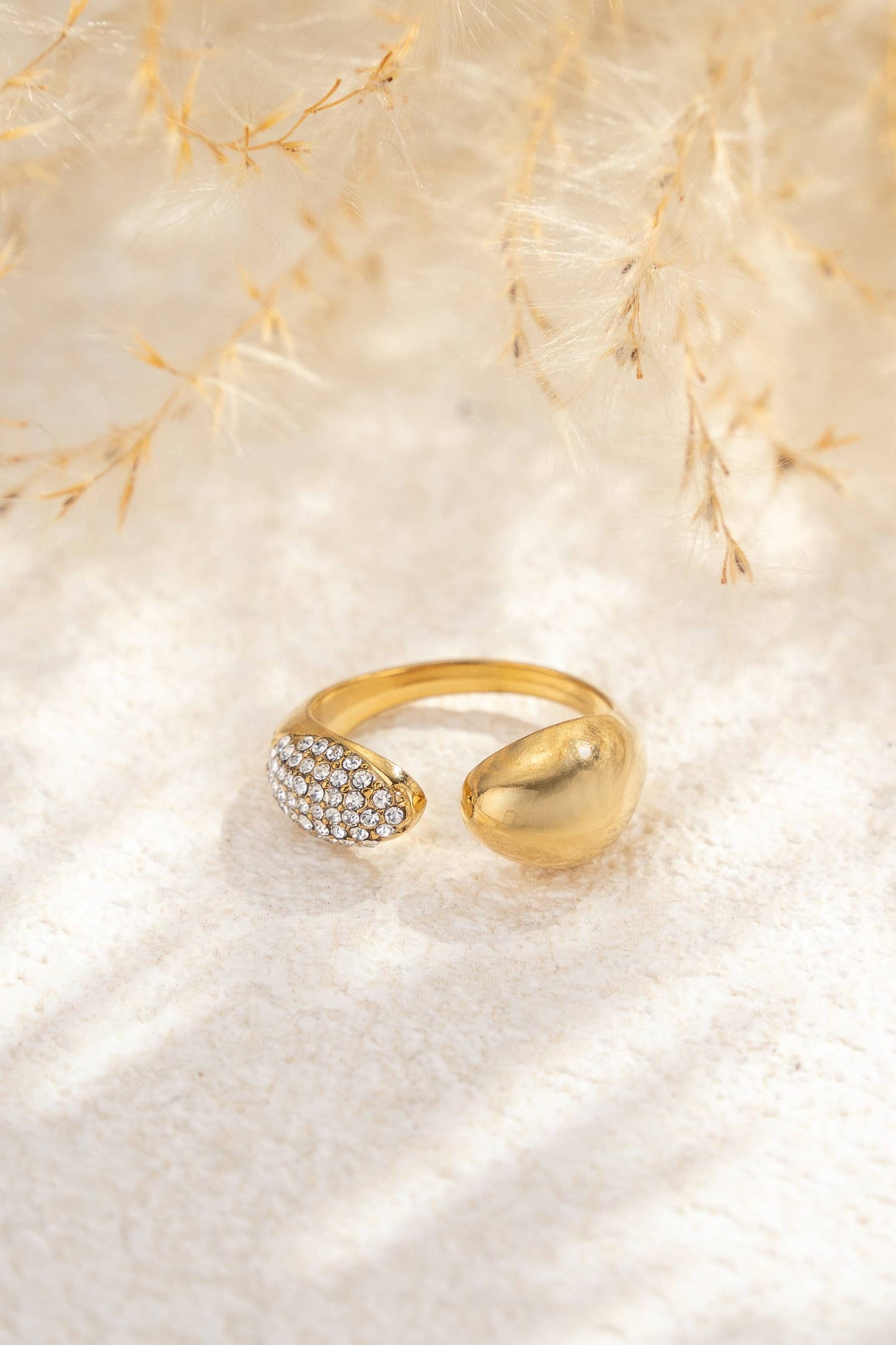 Damesring Roestvrij Staal Verguld Druppel Minimalistisch Design|Beautiva Boutique