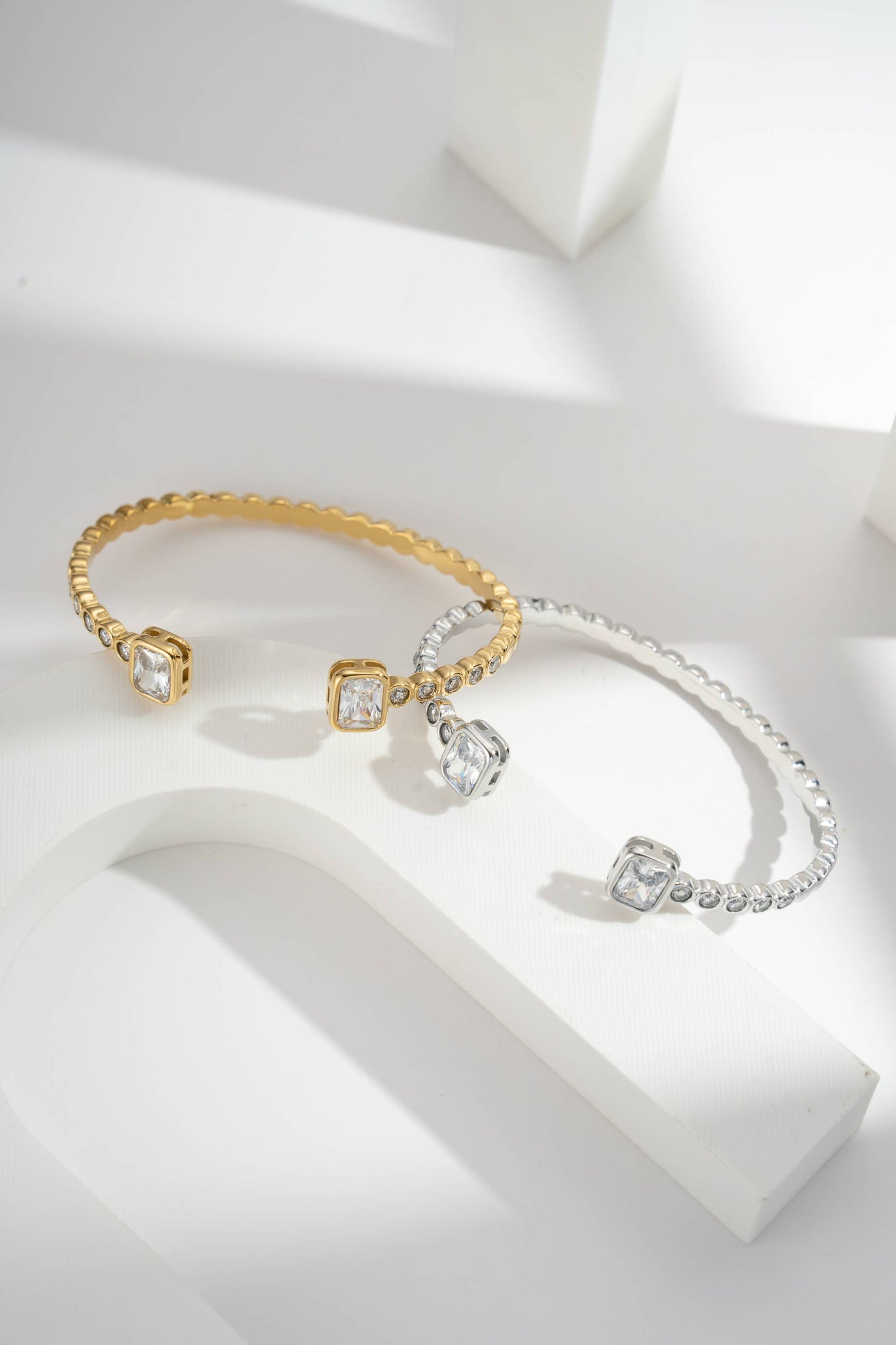 Roestvrijstalen Armband Met Vierkante Stenen Elegante Chic: Geelgoud|Beautiva Boutique