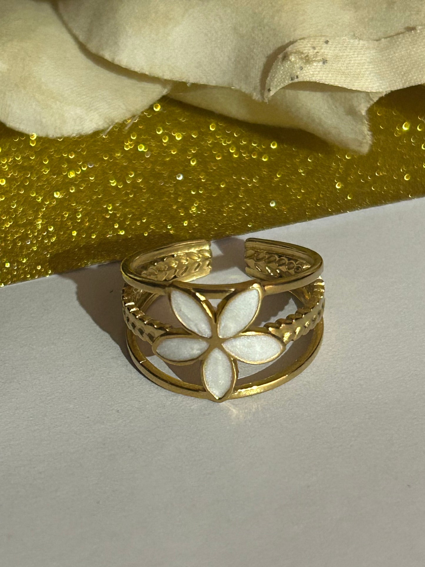 Golden Flower Ring, RVS| Beautiva Boutique