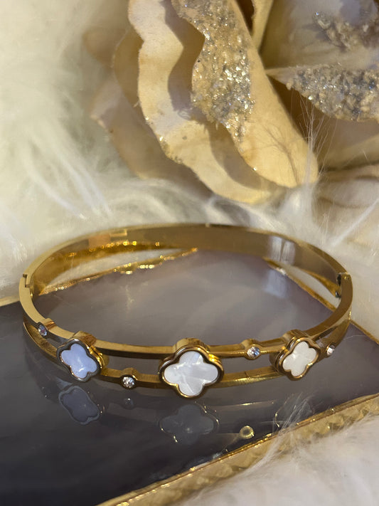 Elegance White Clover Armband, 18K verguld RVS| Beautiva Boutique