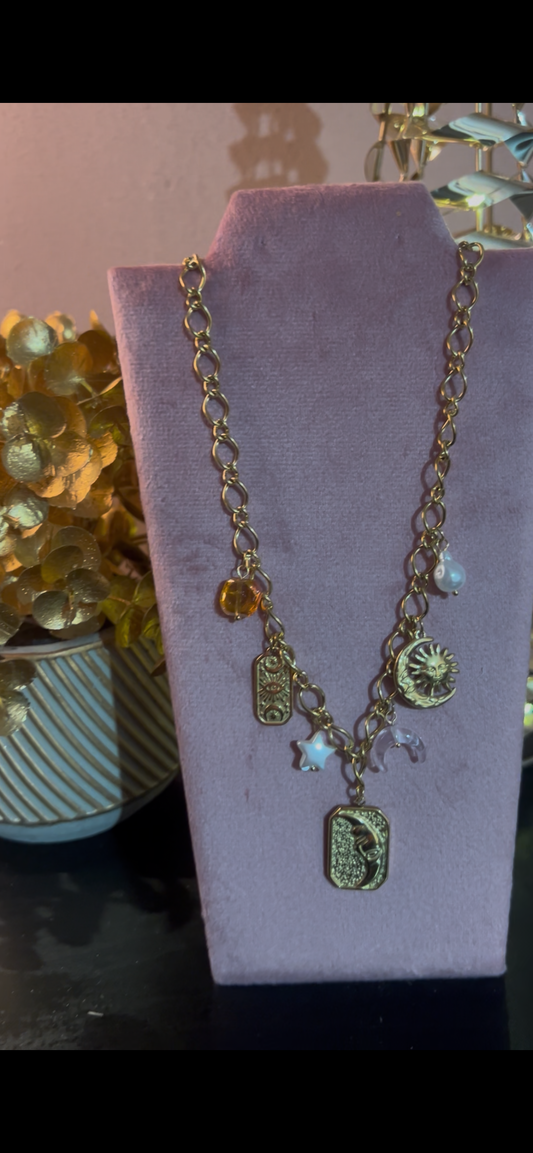 Zonne Medaillon Ketting Met Astrale Bedels In Staal: Verguld Beautiva Boutique